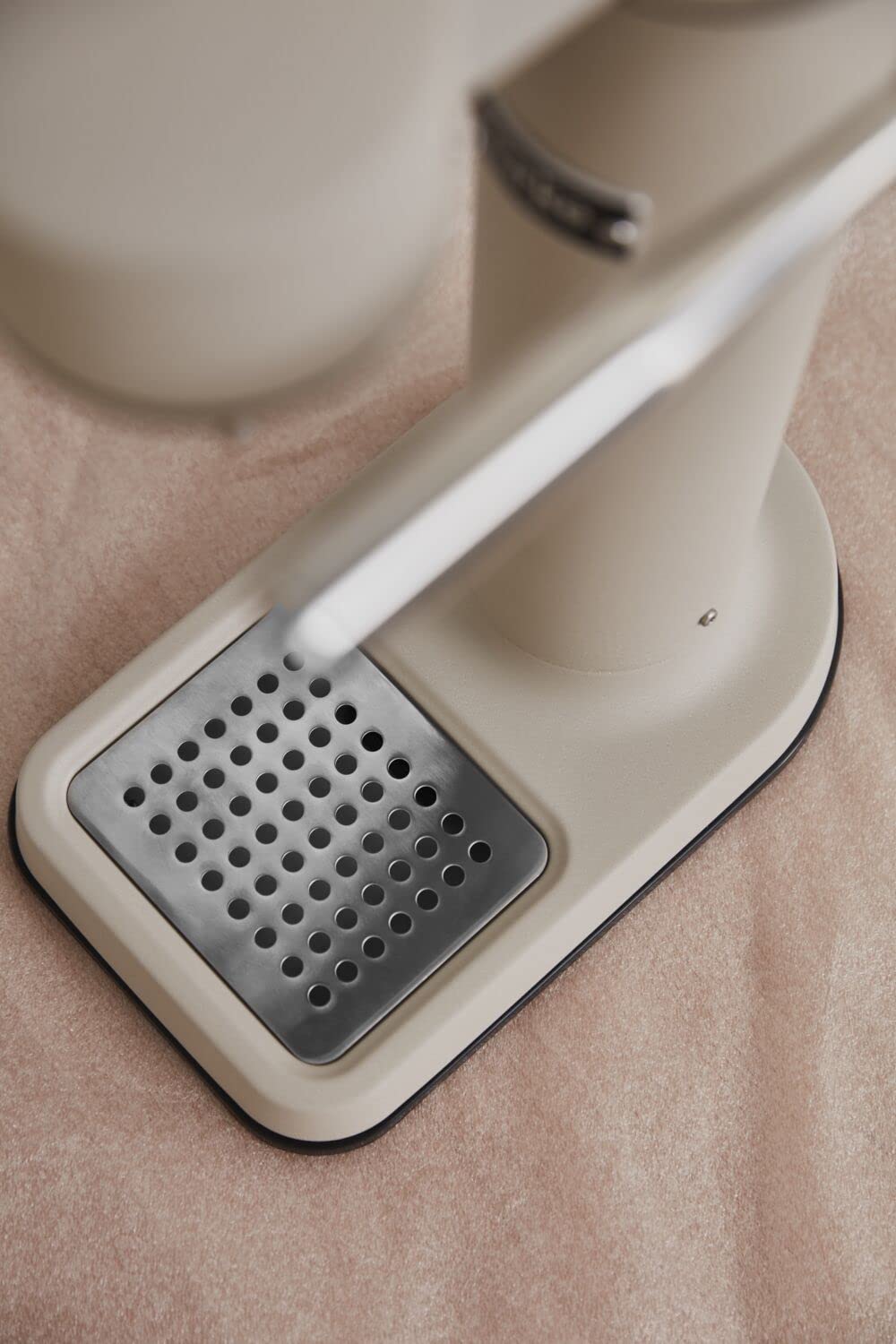 Aarke Carbonator 3, Premium Wassersprudler aus Edelstahl mit Aarke Flasche, Sand Finish